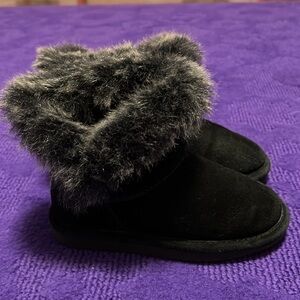 Girl’s Bearpaw Helaina boots